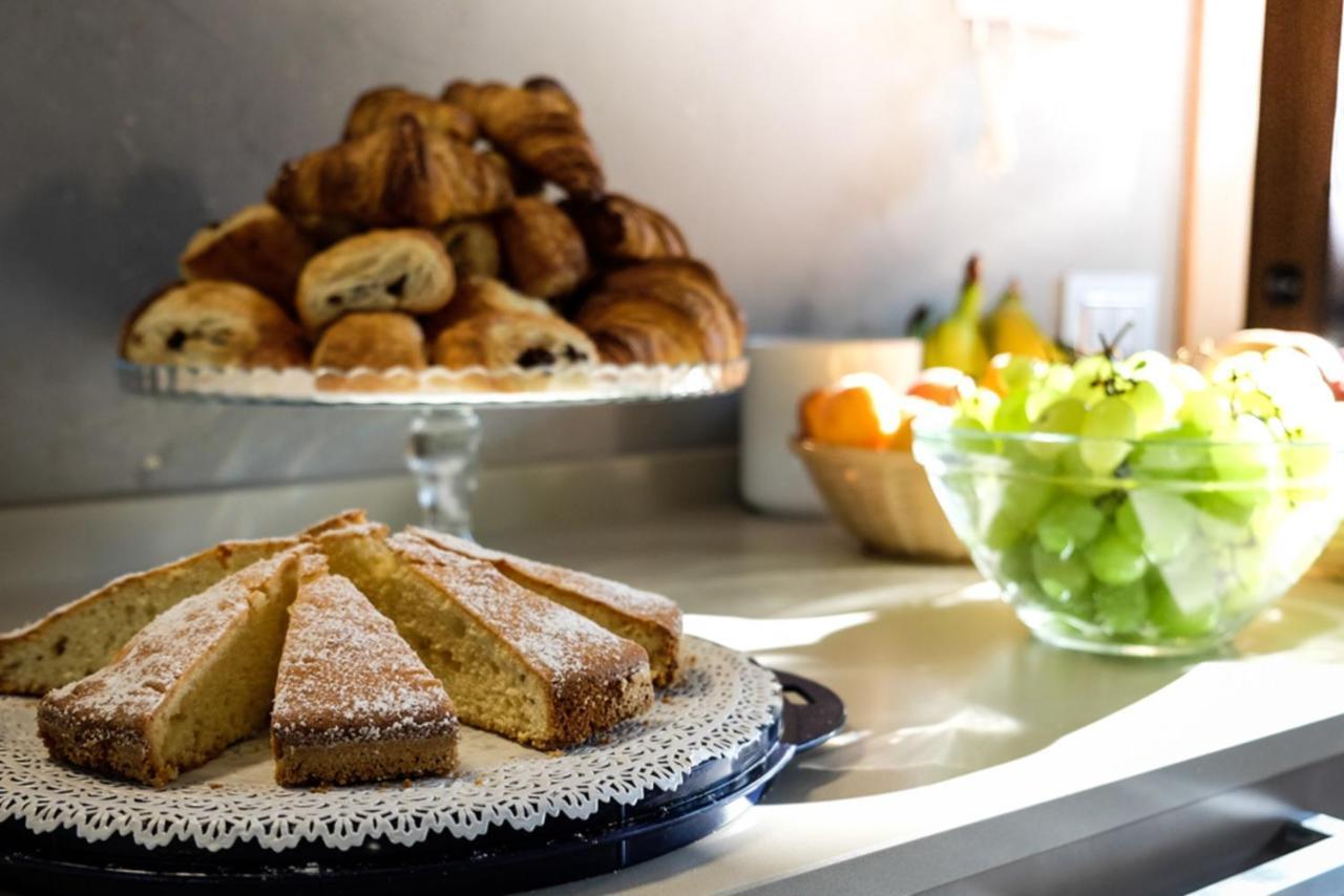 Bed and Breakfast Sweet Life Пескьера-дель-Гарда Экстерьер фото